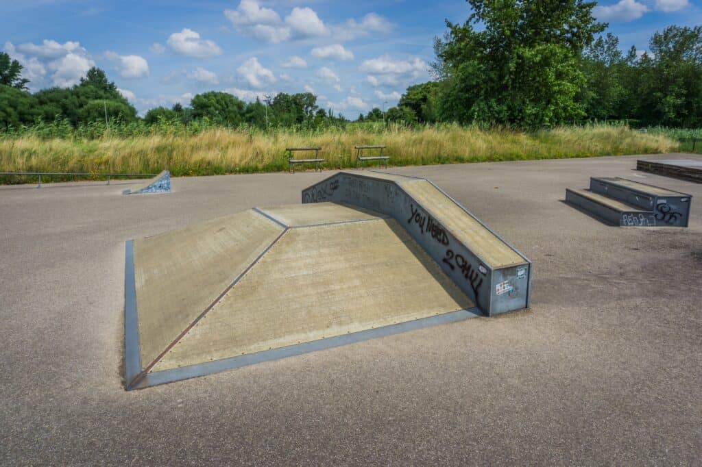 An empty skate park